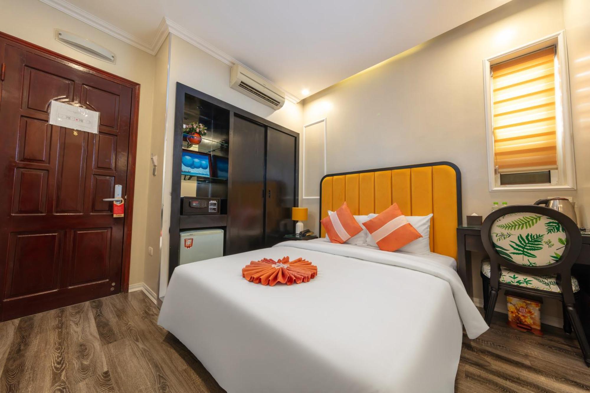 Omina Hanoi Hotel & Travel Ngoại thất bức ảnh